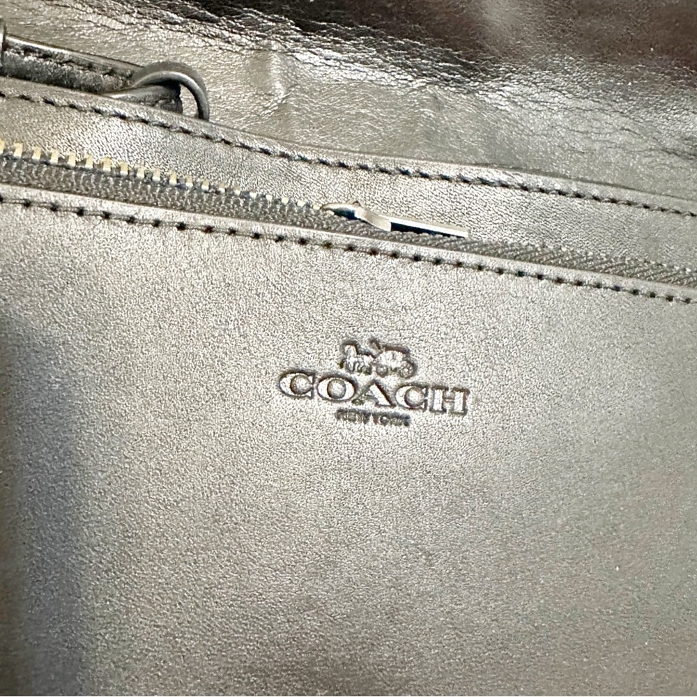 Coach Black & White Python Print Convertible Shoulder Bag & Clutch - Picture 6 of 13